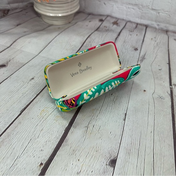 very bradley eyeglass case NWOT bright floral cloth covered hard case - Picture 1 of 7